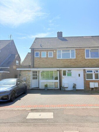 Bed and breakfast 4 guests, with garden