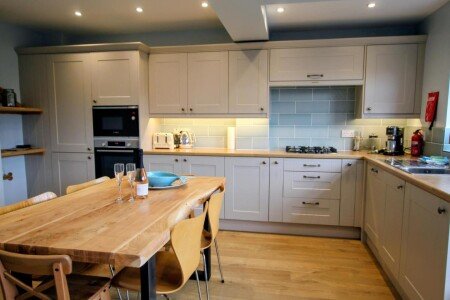 House 2 bedrooms, with garden