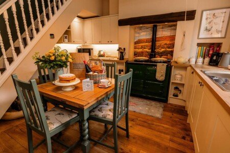 House 2 bedrooms, with garden
