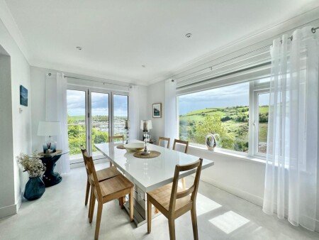House 3 bedrooms, with garden