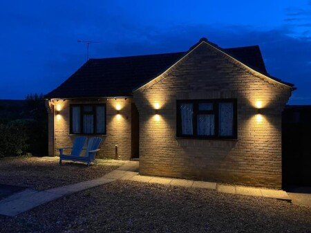 House 2 bedrooms, with garden