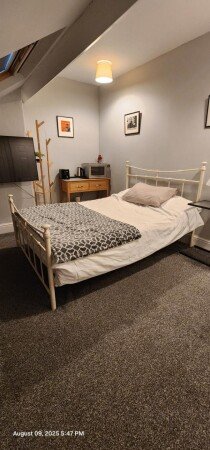 Bed and breakfast 1 bedroom, with garden