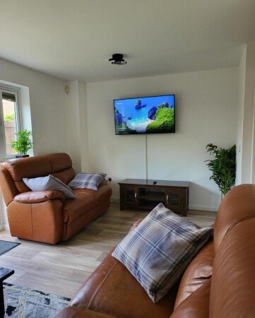 Wohnung 3 Schlafzimmer, mit Garten