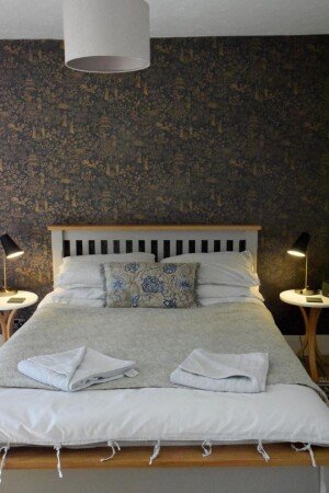 Bed and breakfast 1 bedroom, with garden