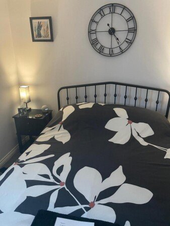 Bed and breakfast 1 bedroom, with garden