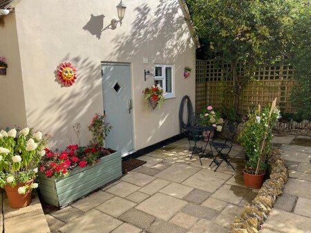 Apartment 1 bedroom, with garden
