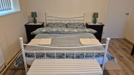 Bed and breakfast 1 bedroom, with garden