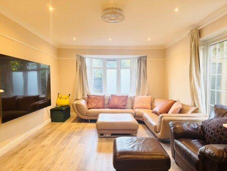 Casa 4 habitaciones, con jardín