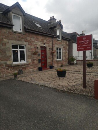 Bed and breakfast 2 guests, with garden