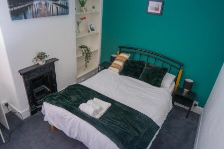 Bed and breakfast 1 bedroom, with garden