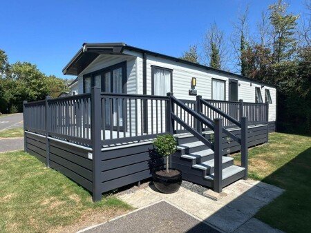House 4 guests, with garden