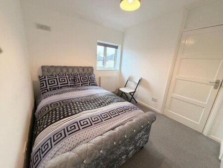 Bed and breakfast 1 bedroom, with garden