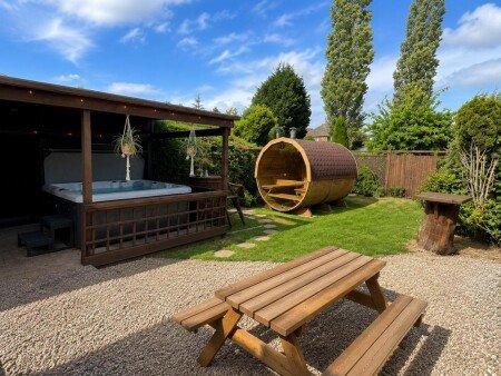 House 3 bedrooms, with jacuzzi