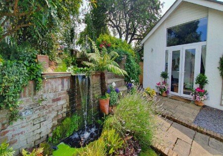 House 1 bedroom, with garden