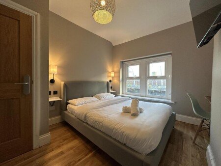 Bed and breakfast 4 guests, with garden