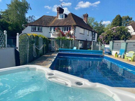 Bed and breakfast 8 guests, with gym