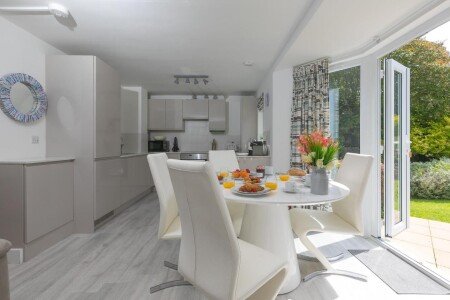 Casa 2 camere, con giardino