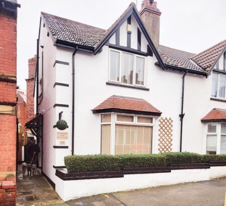 Casa 2 camere, con giardino