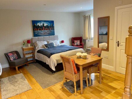 Apartment 1 bedroom, with garden