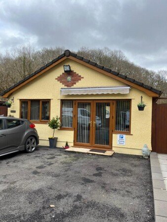 House 1 bedroom, with jacuzzi
