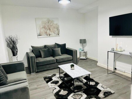 Apartamento 3 habitaciones, con jardín