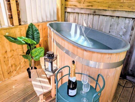House 1 bedroom, with jacuzzi