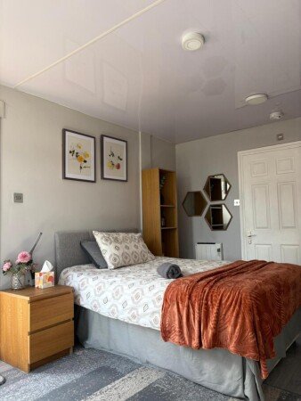 Bed and breakfast 1 bedroom, with garden