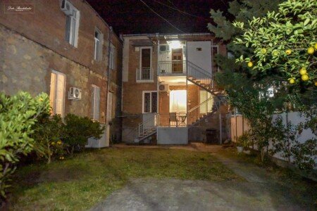 Apartment 6 guests, with garden