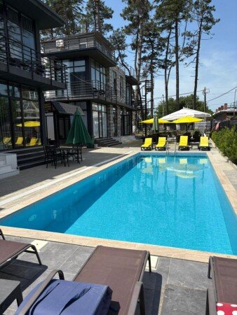 Apartment 7 guests, with pool