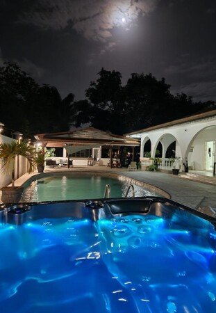 Bed and breakfast 4 guests, with jacuzzi