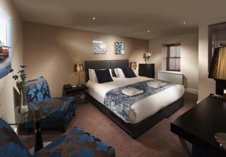 Hôtel avec petit-déjeuner