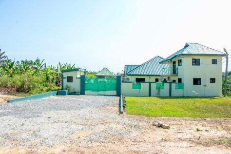 Appartement 4 chambres, avec piscine