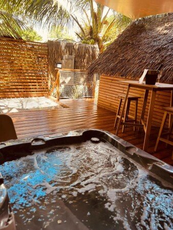 Hébergement insolite 1 chambre, avec jacuzzi