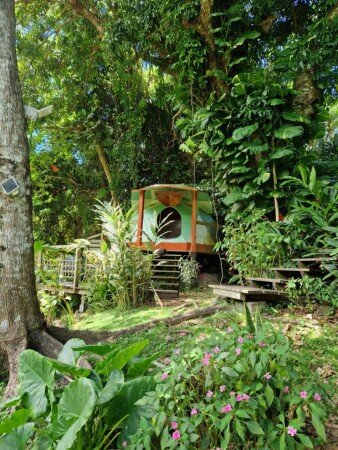 Hébergement insolite 1 chambre, avec jardin