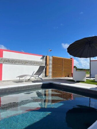 Villa confortable, 2 chambres, avec piscine