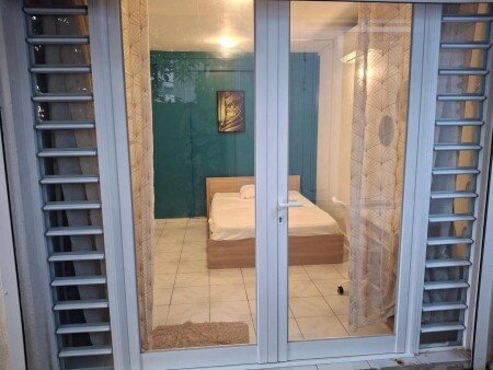 Camping / Mobil Home 1 chambre, avec jardin