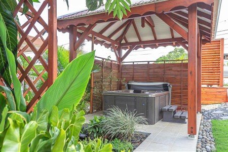 Maison 4 voyageurs, avec jacuzzi