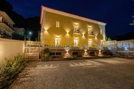 Aparthotel 7 ospiti, con giardino