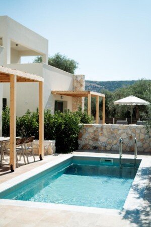 Villa 6 guests, with pool