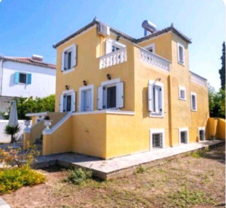 House 3 bedrooms, with garden