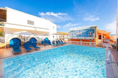 Kavos Panorama Hotel