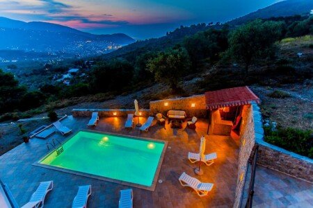 Gîte 4 voyageurs, avec piscine