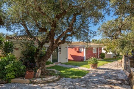 Bed and breakfast 5 ospiti, con piscina