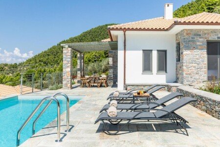 Villa 2 bedrooms, with pool