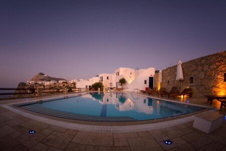 Hotel con piscina