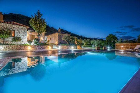 Villa 7 ospiti, con piscina