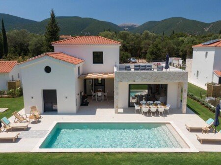 Villa 7 ospiti, con piscina