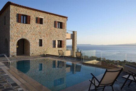 Villa 5 bedrooms, with pool
