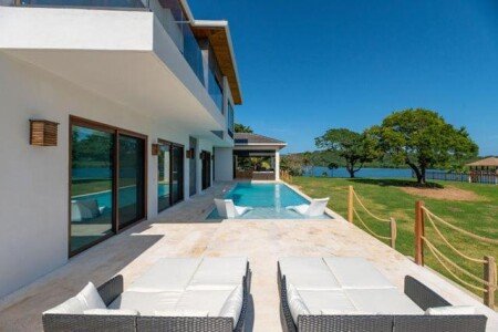 Villa 14 guests, with pool