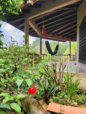 Casa 1 habitación, con jardín